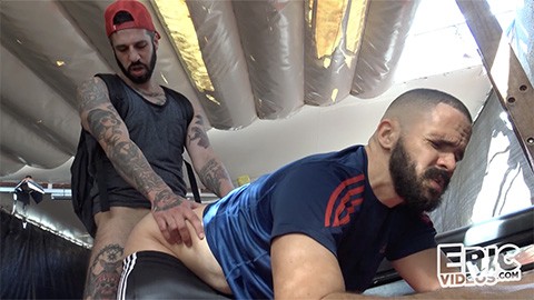 Diego gets breeded by Romeo Davis